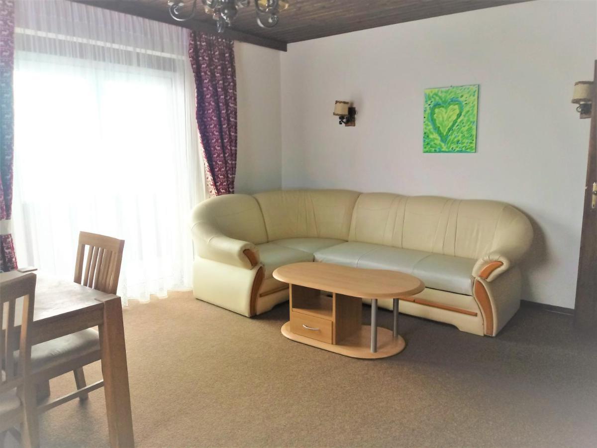 トレフェンAlmhaus Florianアパートメント エクステリア 写真