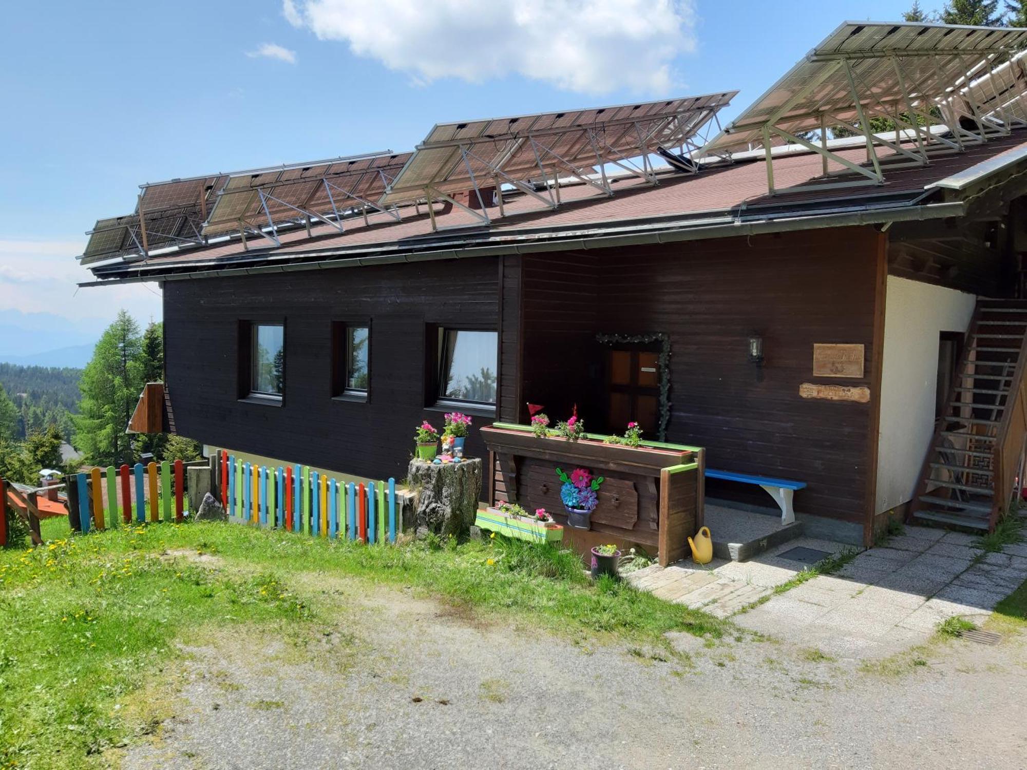 トレフェンAlmhaus Florianアパートメント エクステリア 写真